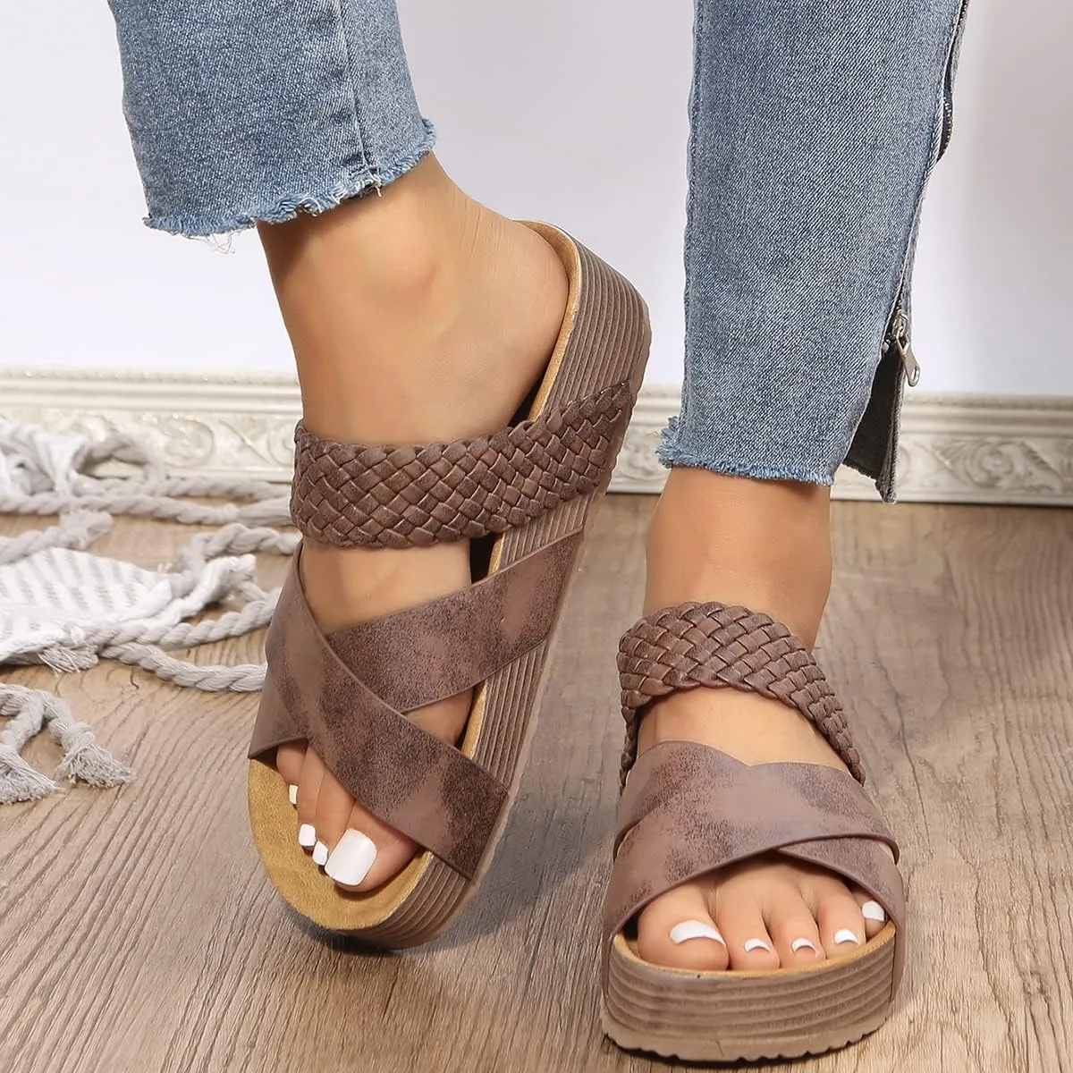 2025 Women'S Platform Sandals Flat Shoes Fashion Casual Hollow Open Toe Comfortable and Lightweight Outdoor Slippers