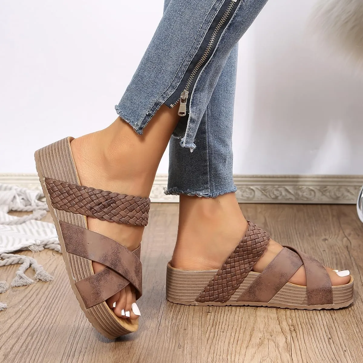 2025 Women'S Platform Sandals Flat Shoes Fashion Casual Hollow Open Toe Comfortable and Lightweight Outdoor Slippers
