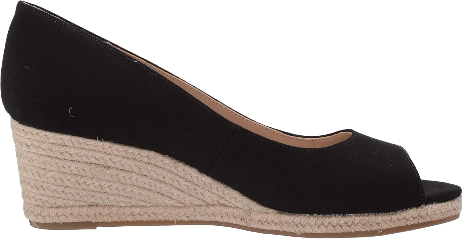 Bandolino Women's Nuri Wedge Sandal