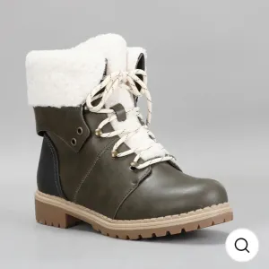 CC Resorts - Ginny - Olive