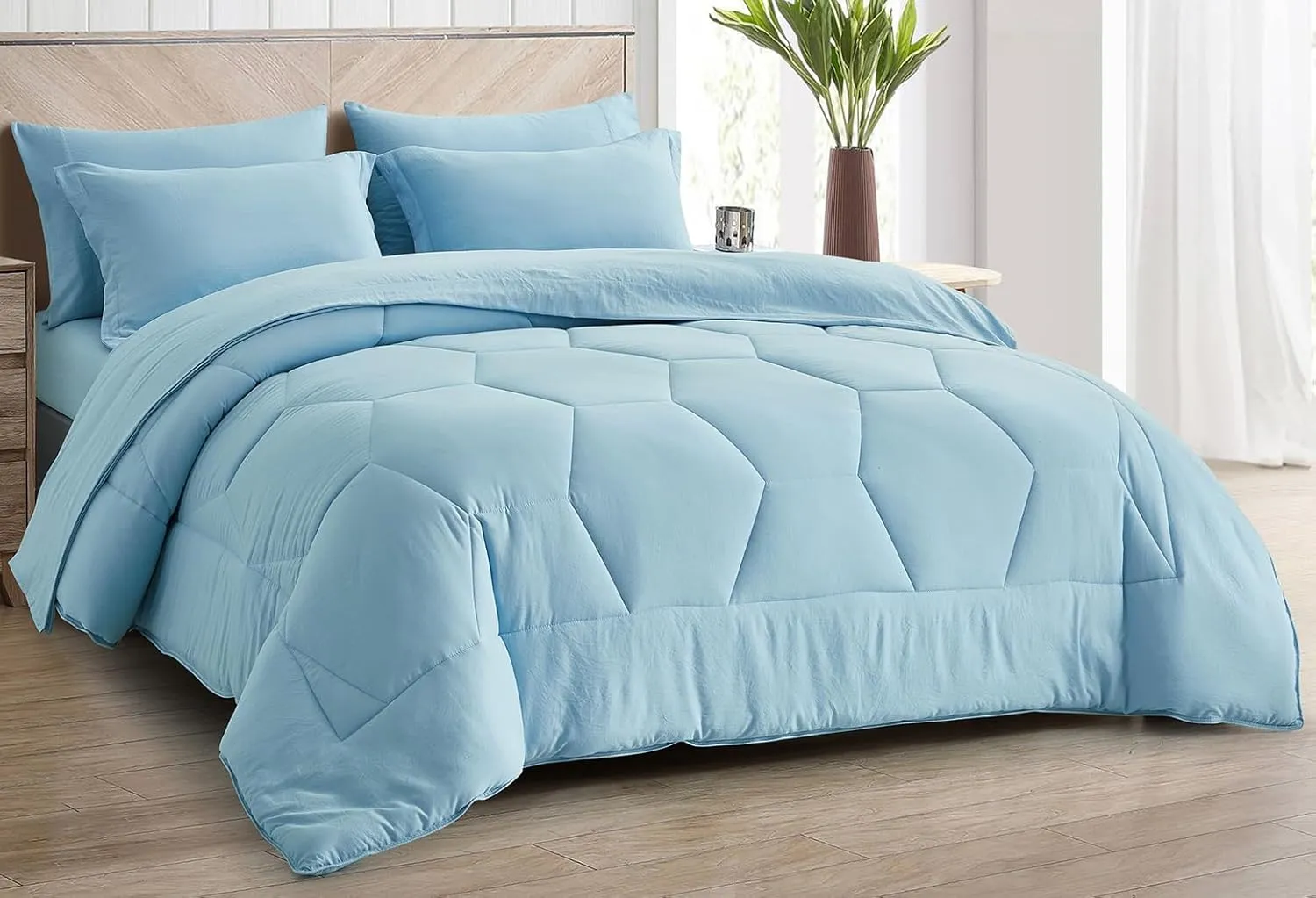 Chezmoi Collection Piper Bed in a Bag King 7-Pieces Chambray Blue Honeycomb Geometric Hexagon Quilted Stone Washed Microfiber Comforter with Sheets Lightweight All Season Bedding Set