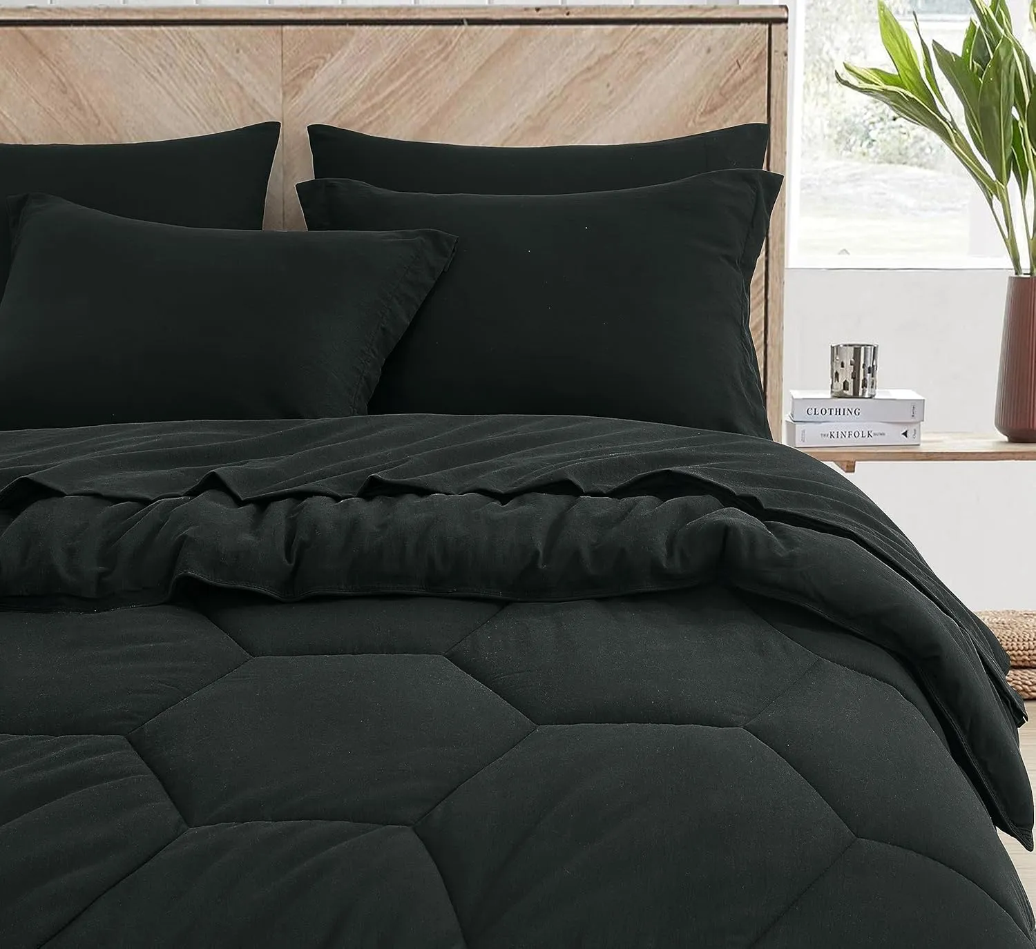 Chezmoi Collection Piper King Bed in a Bag 7-Pieces Honeycomb Geometric Hexagon Quilted Stone Washed Microfiber Comforter with Sheets Lightweight All Season Bedding Set (King, Black)