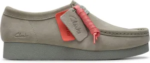 Clarks Women's Flat Sneaker