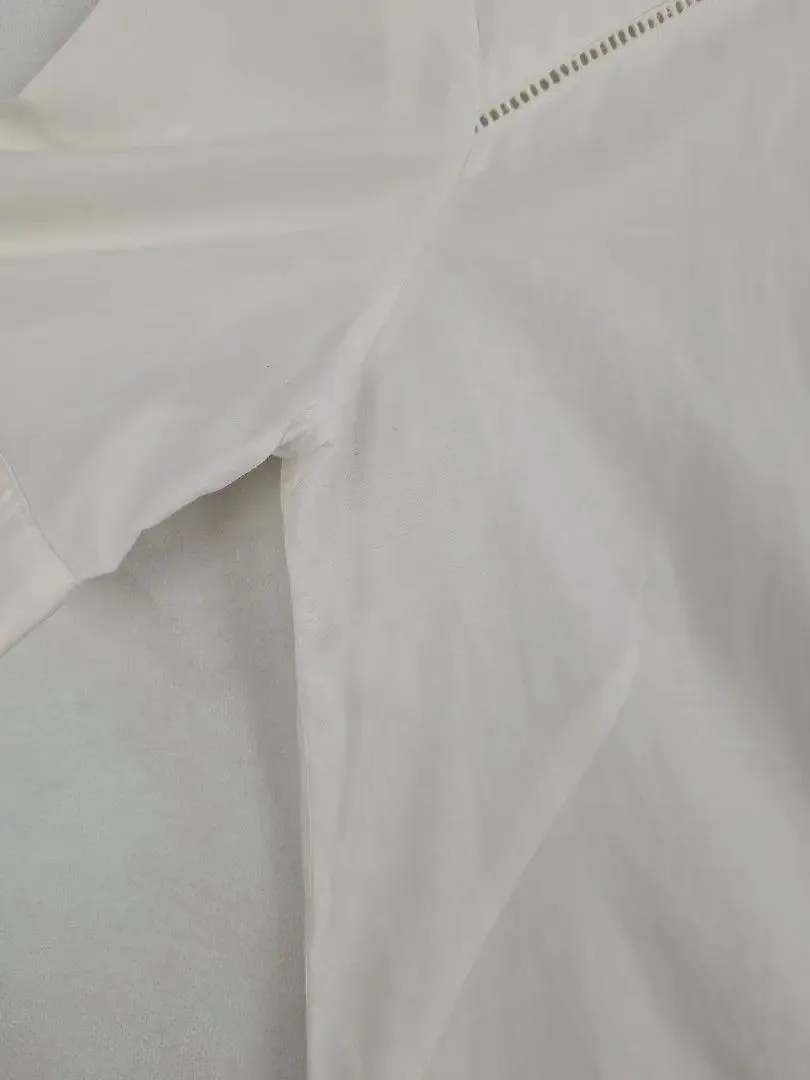 Cue Dainty Collared Lightweight Work Top Size 12