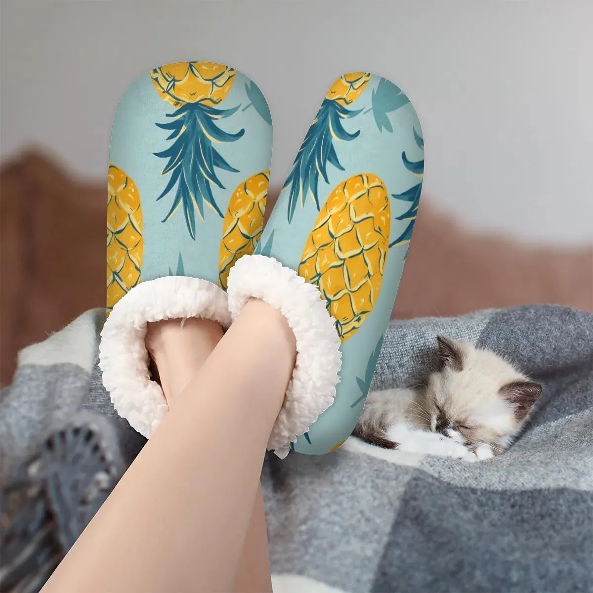Cute Rabbits Flowers Soft Home Slippers for Women Lightweight Men's House Shoes Women's Slippers