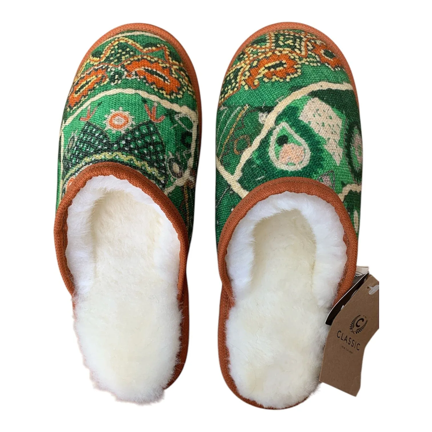 Front Row Large White Slippers