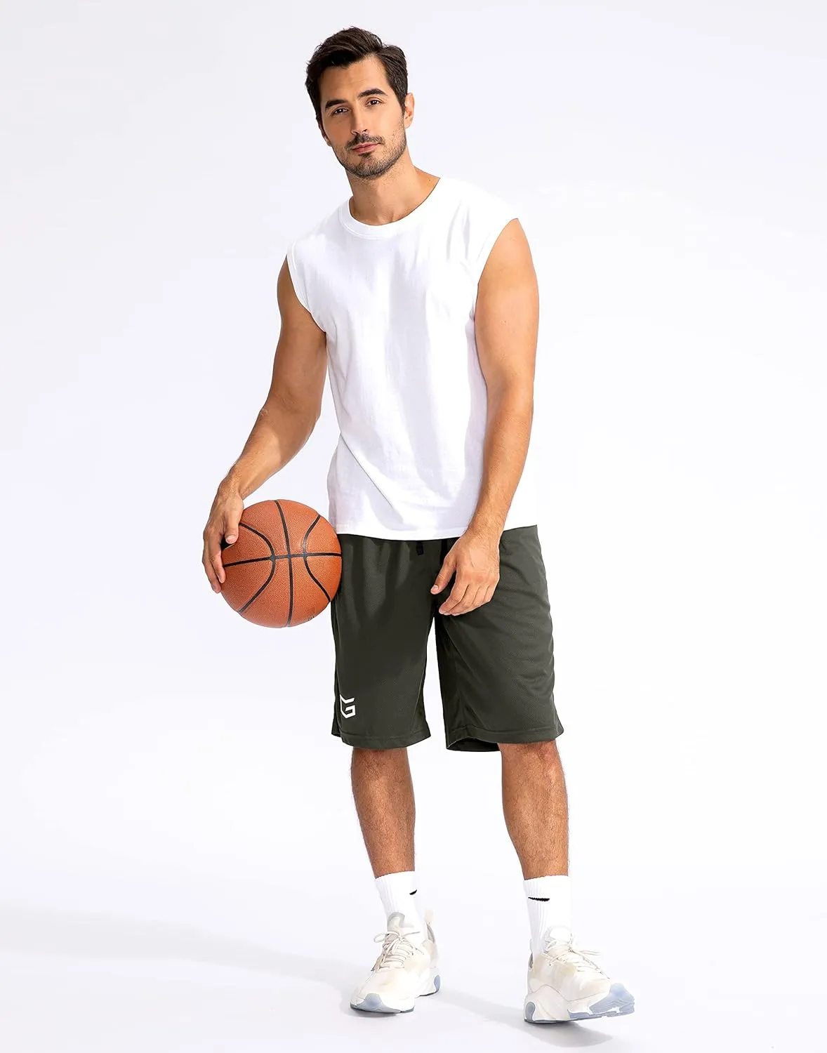 G Gradual Men's Basketball Shorts with Zipper Pockets Lightweight Quick Dry 11" Long Shorts for Men Athletic Gym