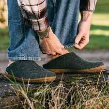 Gler Ups Slip On Rubber Sole Slipper
