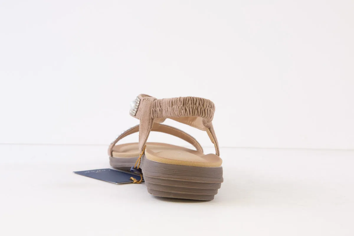 LUNAR - JLH078 A TANCY-FLAT FASHION SANDAL - TAUPE