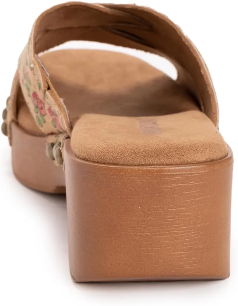 MUKS LUKS Women's Cadence Sandal