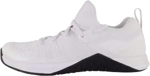 Nike mens Flat