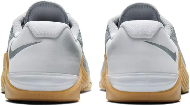 Nike Unisex-Adult Low-top Sneakers