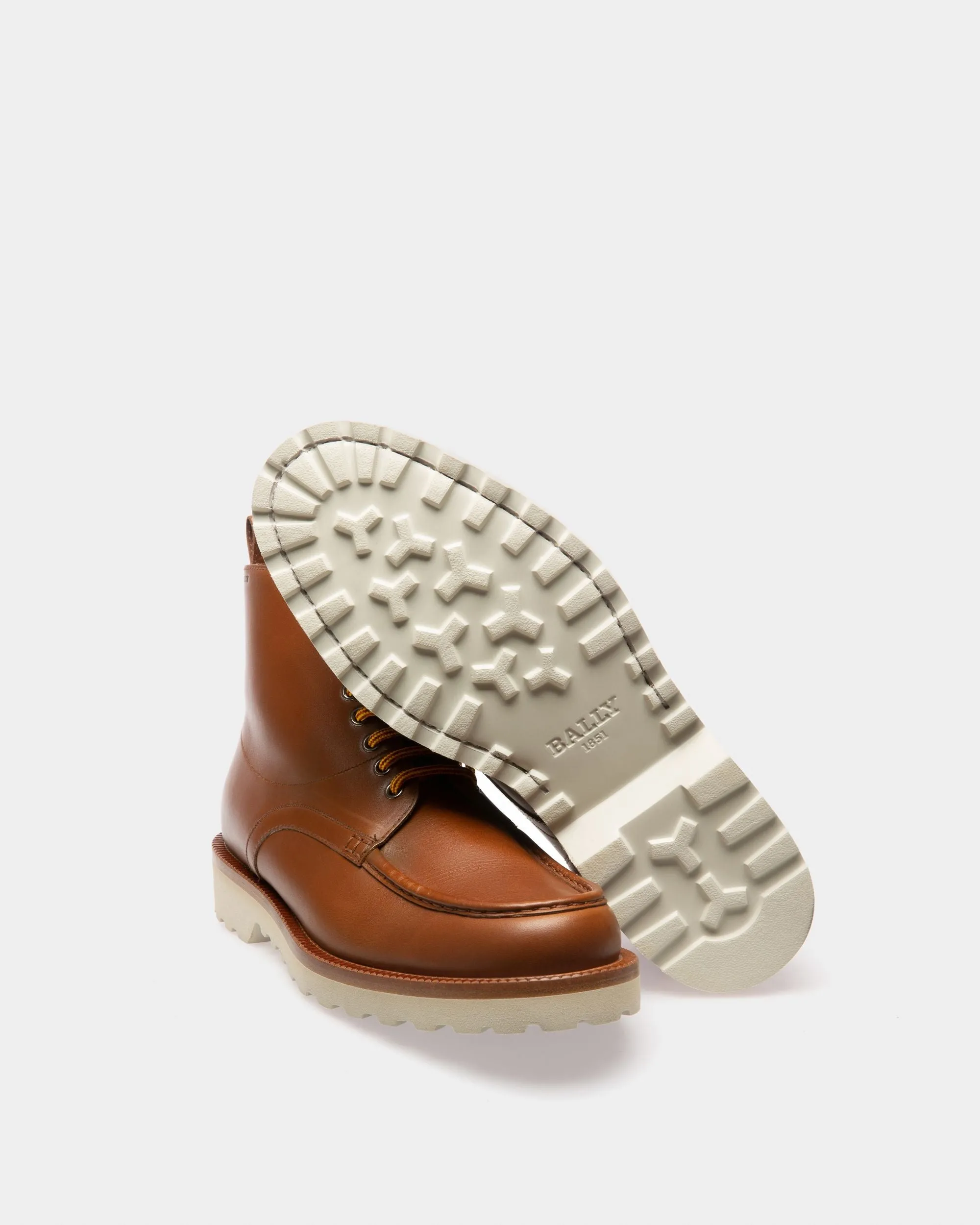 Nobilus Leather Boots In Brown