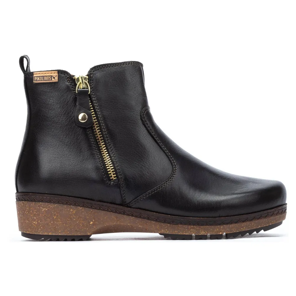 Pikolinos Granada Black Leather Boot (Women's)