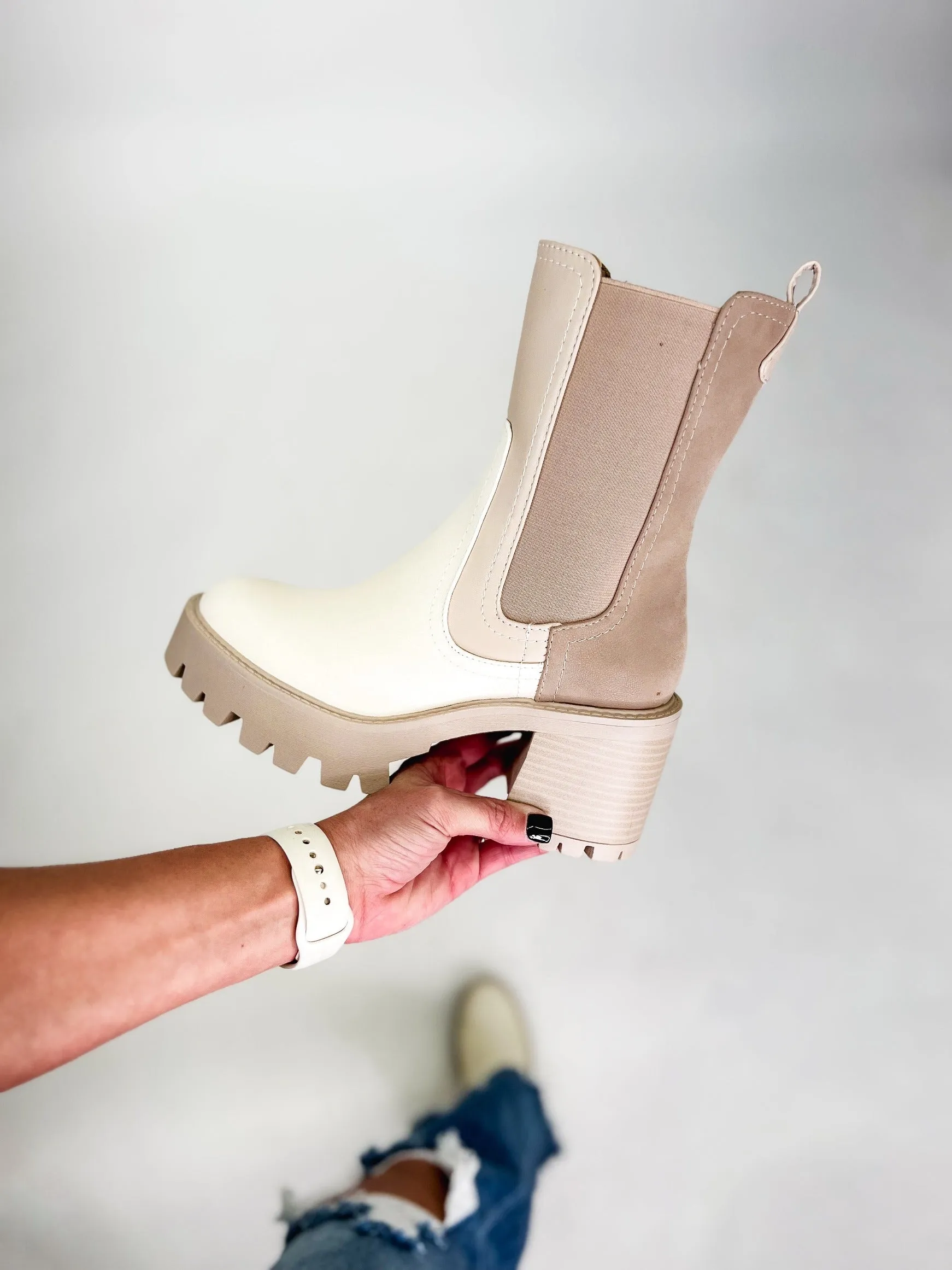 Remi Mid Calf Boot. Beige/Bone
