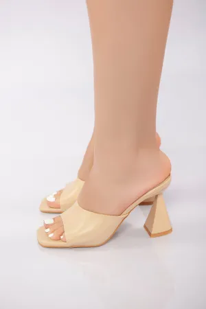 Sculpted Slip-On Sandal - Beige