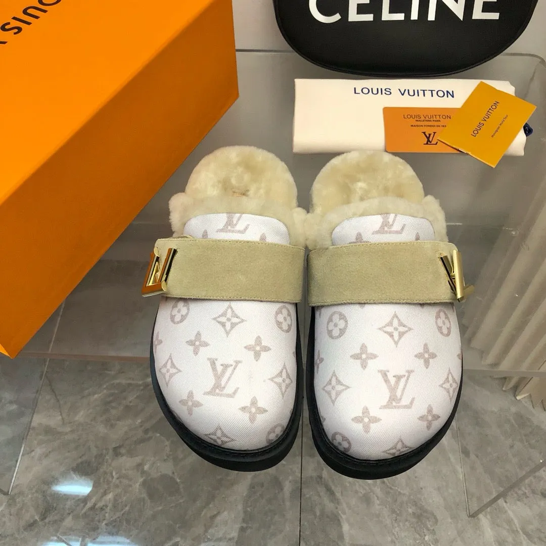 SE1524 LV Cosy Flat Comfort Clog / Size5-10