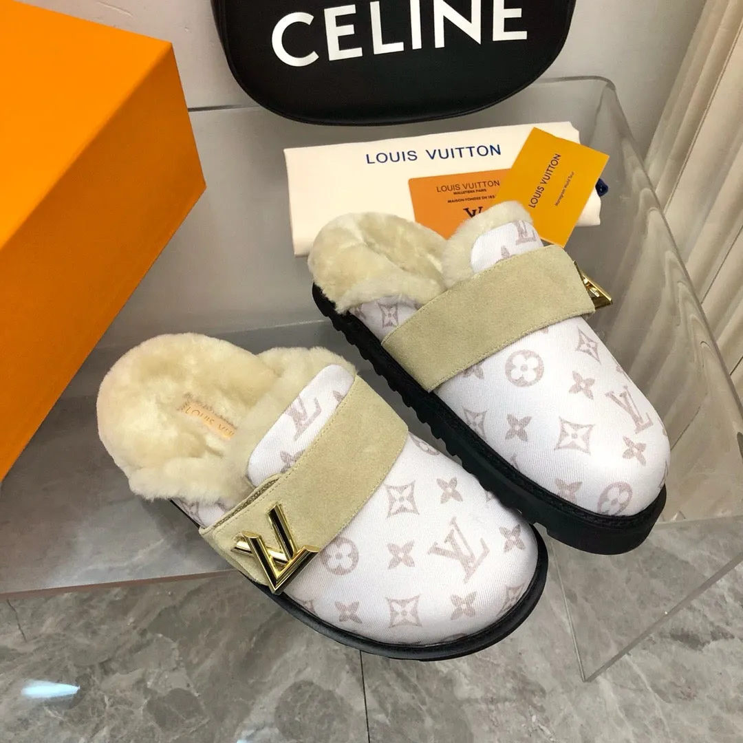 SE1524 LV Cosy Flat Comfort Clog / Size5-10