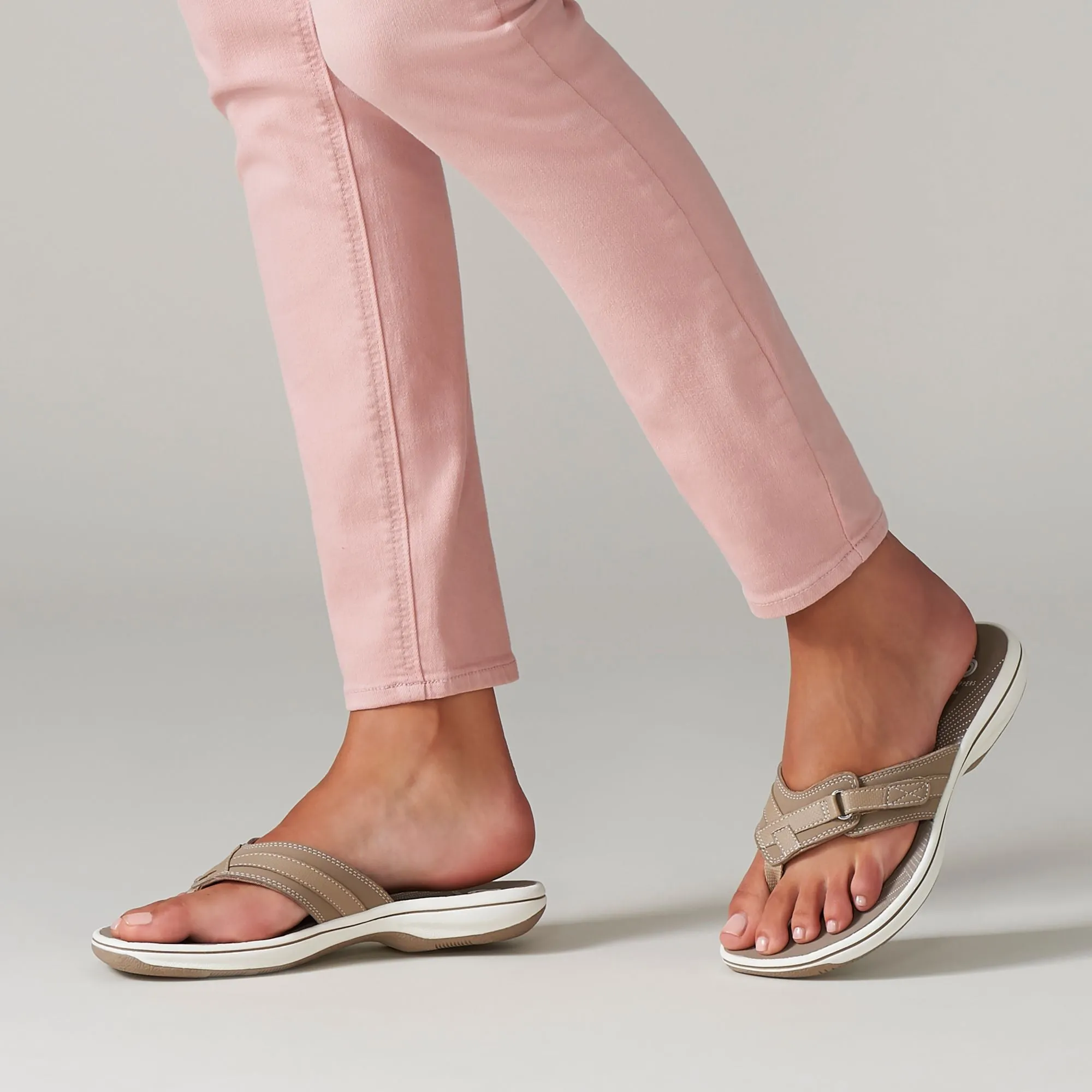 Slip-On White Comfort Clarks Flops Exclusive savings Taupe Breeze Sea Summer Flip Efficient returns Fashion Sandals