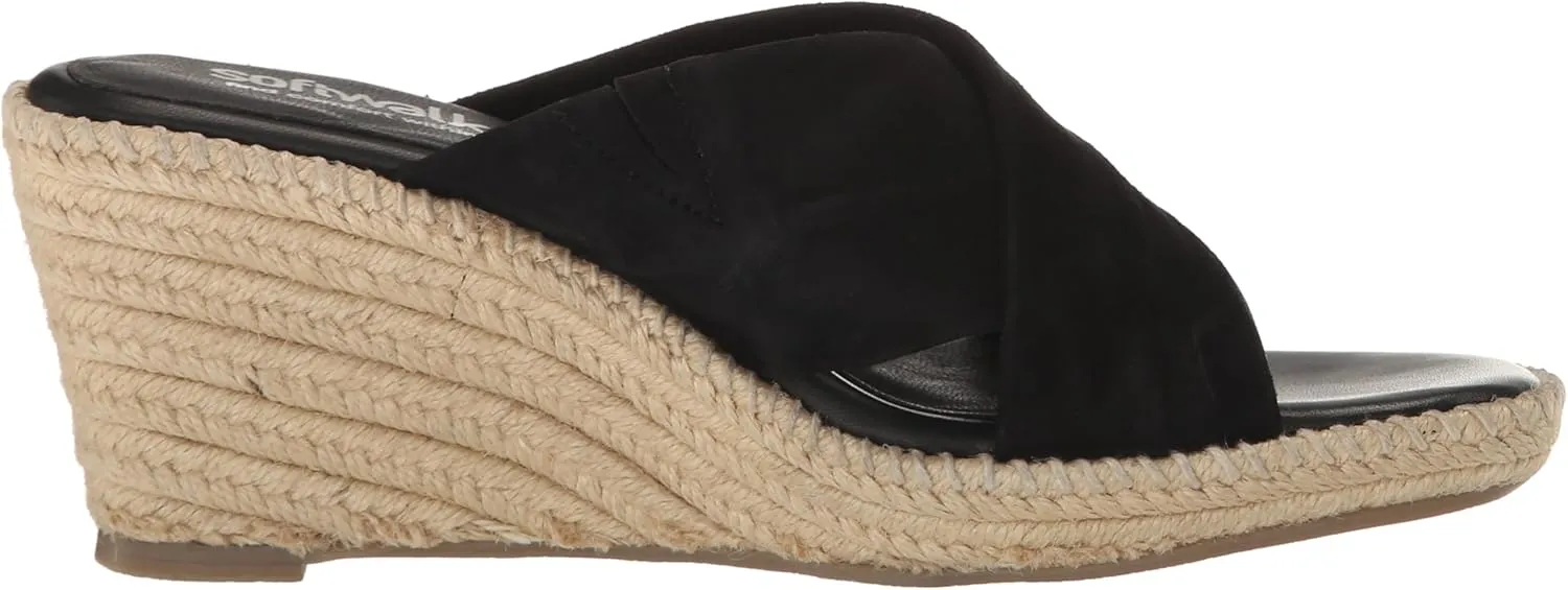 SoftWalk Women's Hastings Sandal