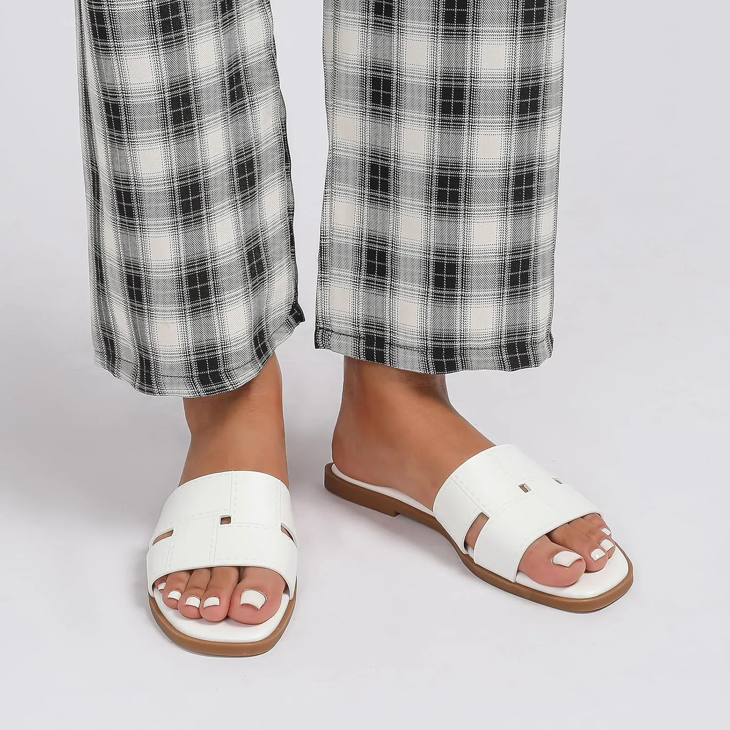 Stratuxx Kaze Women's Flat Sandals Fashion Slip on Open Toe Slides for Women Summer Dressy Size 5-11