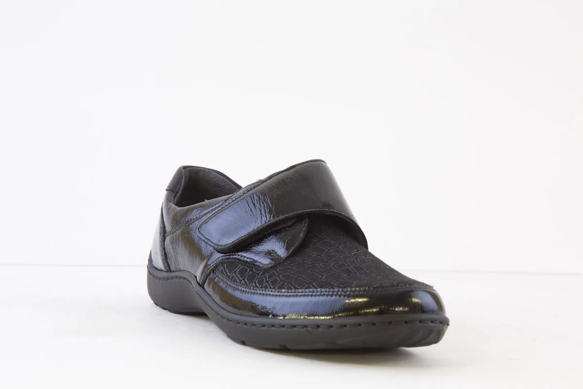 WALDLAUFER - 496H31 323 HENNI-VELCRO SHOE H WIDTH - BLACK PATENT