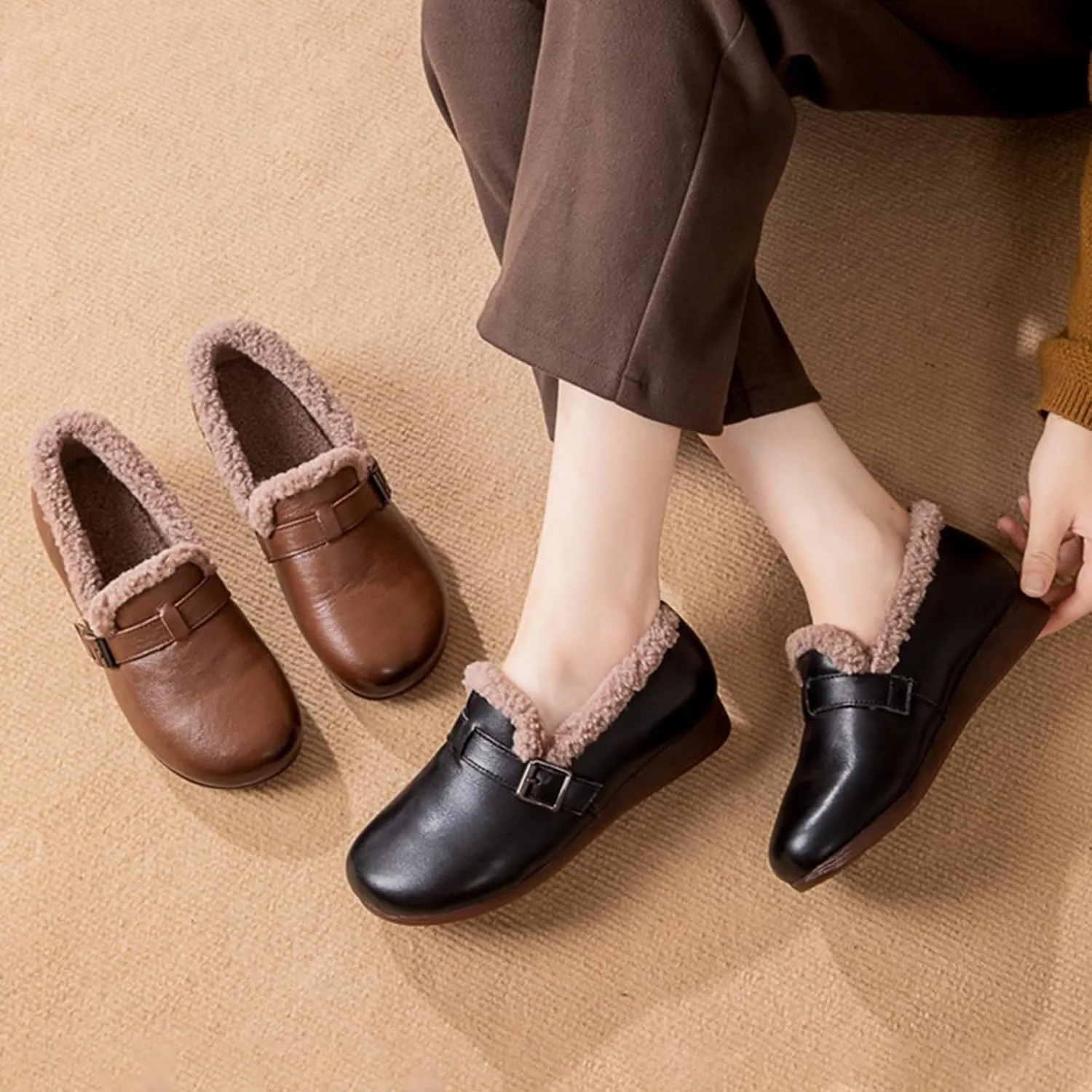 Women's Winter Moccasins Shoes,Lightweight Cozy Fuzzy Lined Non-Slip Softsole Metal Buckle Leather Casual Flat Slippers