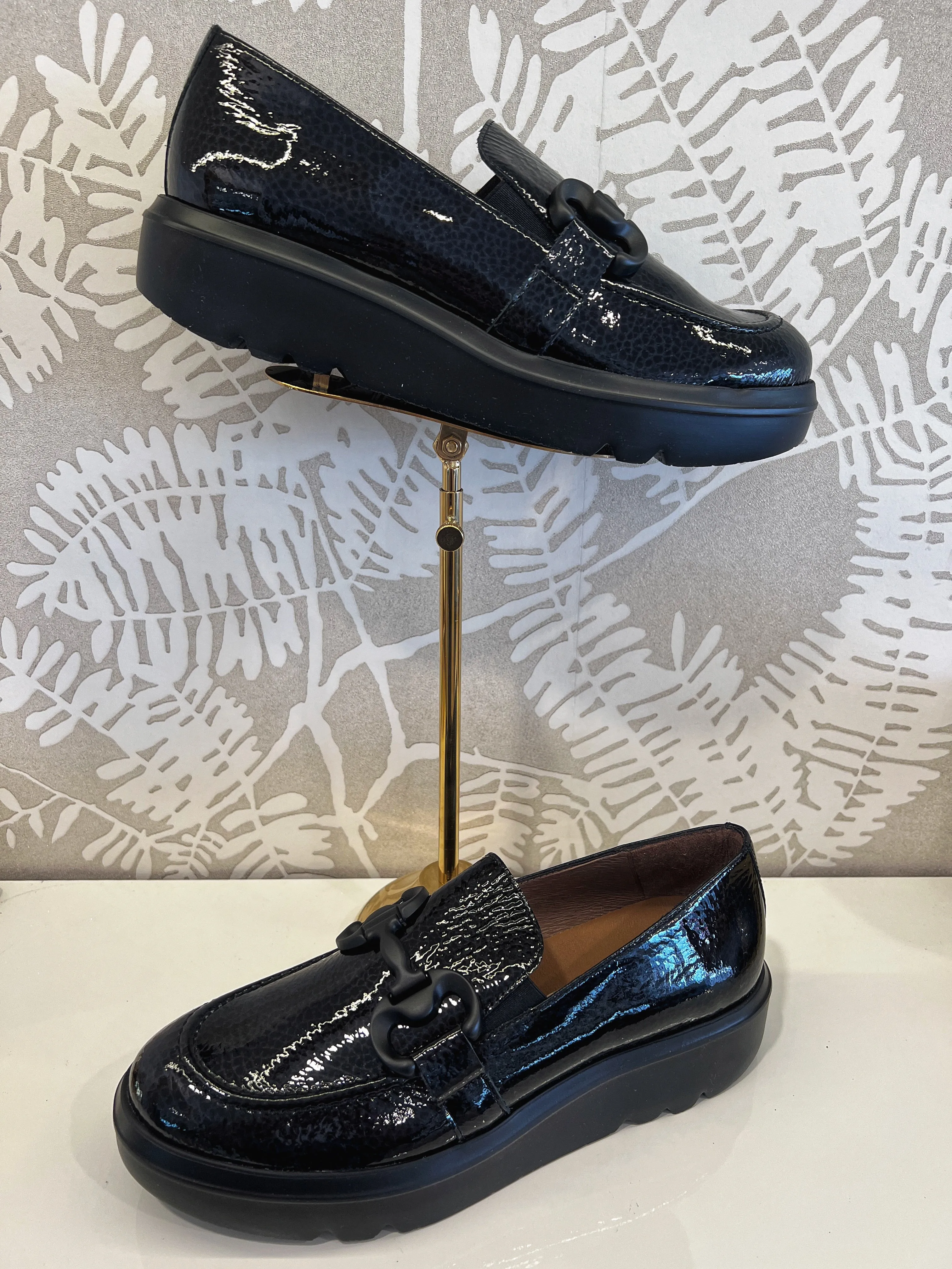 Wonders Mia black patent loafer
