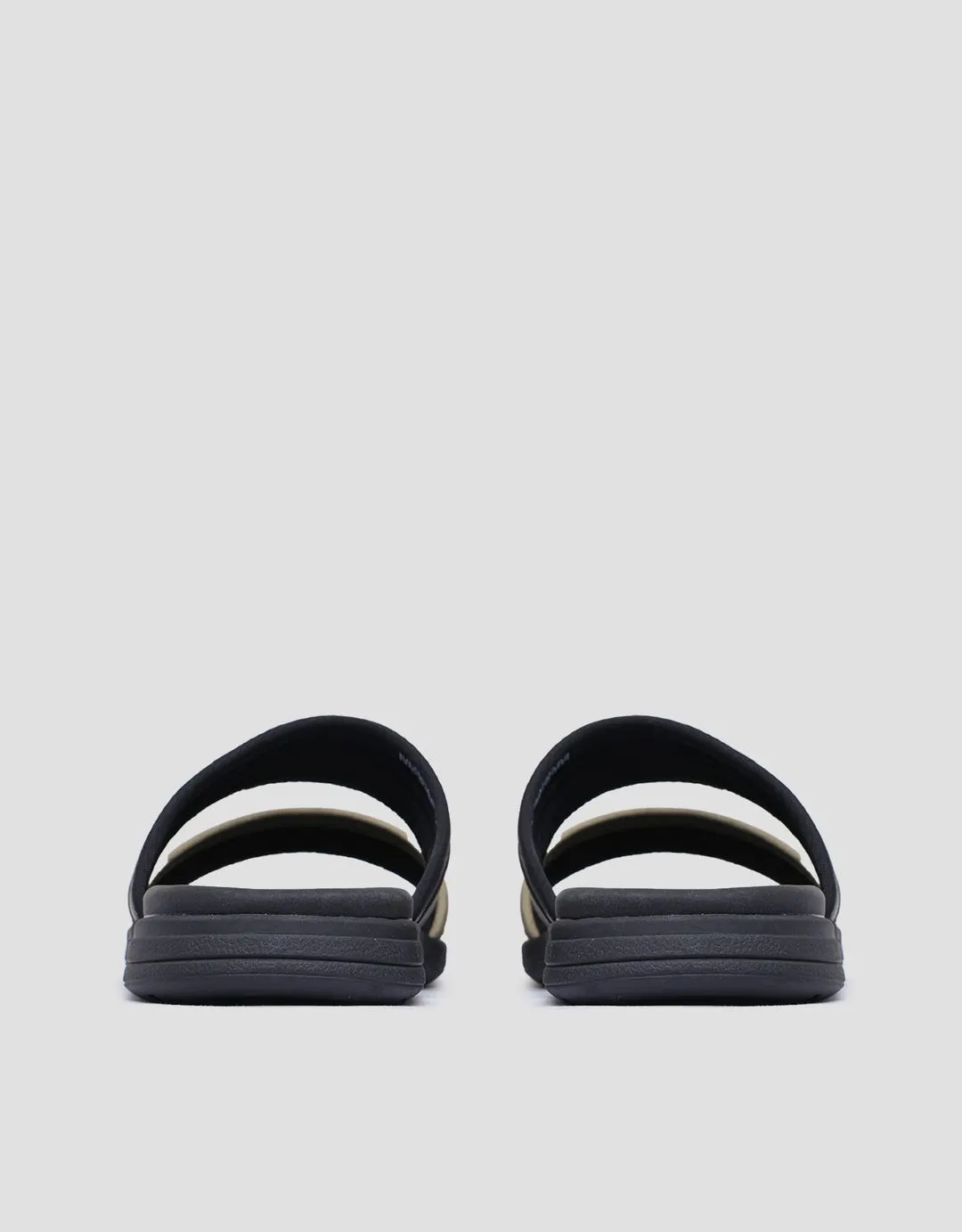 Yongki Komaladi Double Ban Sandal Pria